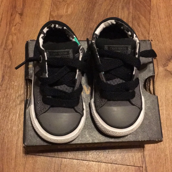 Infant converse - Picture 1 of 3